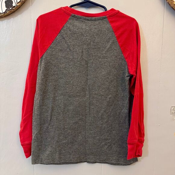 Boy’s Spider-Man Christmas Shirt Size 6 - Picture 3 of 4